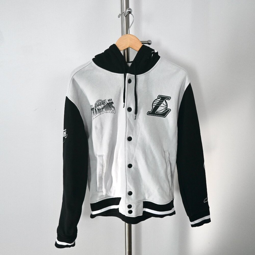 HOLLISTER - NBA LA Lakers White and Black Varsity Sweater - Men's Small